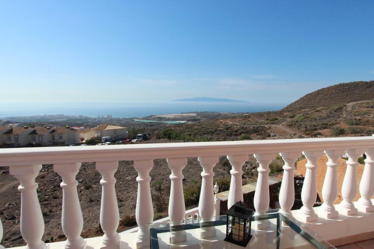 Vivatenerife - Villa With Pool, Jacuzzi And Sea View Chayofa Exterior photo